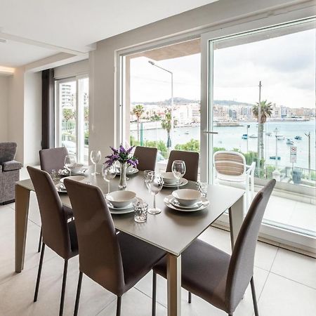 Seafront Luxury Apartment Сент-Полс-Бей Екстер'єр фото